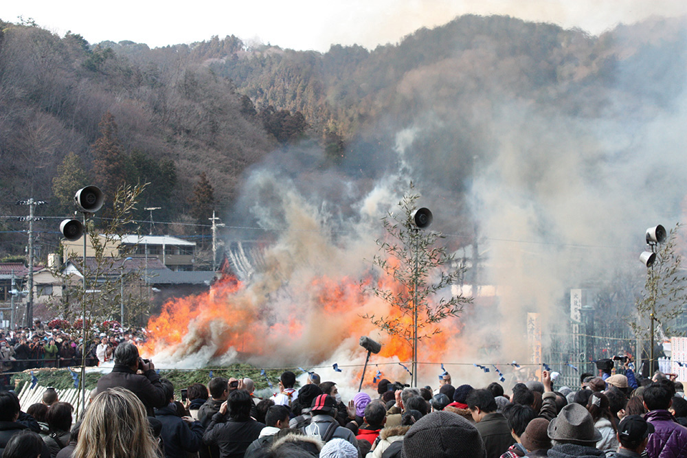 IMG_5506 勢いよく燃え盛る火